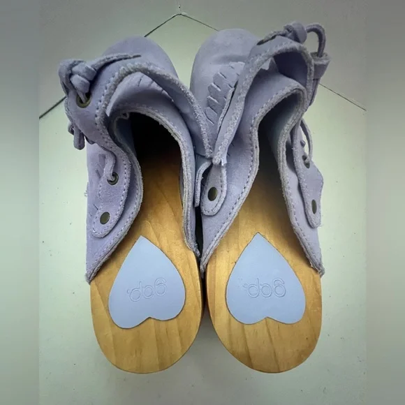 👧🏻💜👡GAP Lilac🦄 Suede Leather Wood Clogs 💟 NWT - Picture 6 of 8